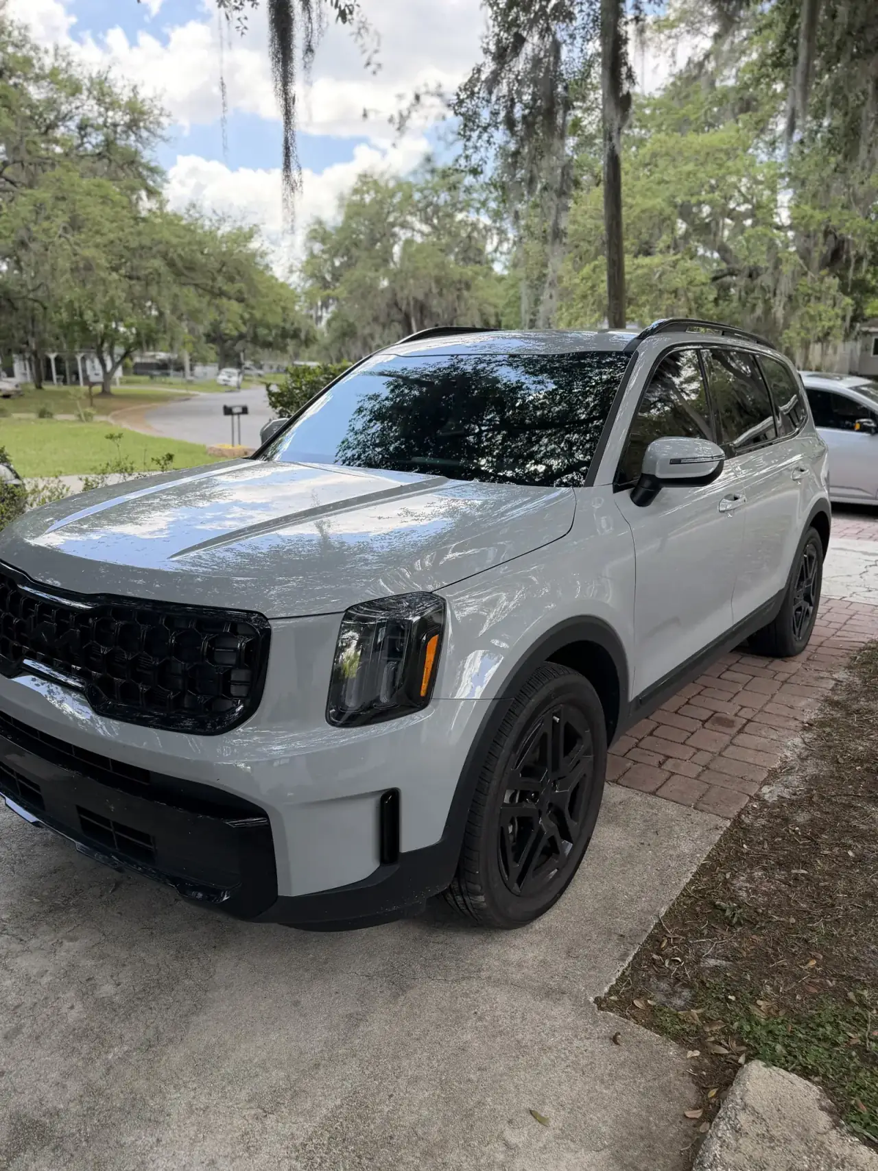 Summit Window Tinting automotive install in Central Florida — SUV · ceramic 20%